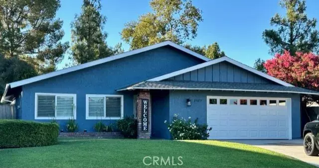 Newhall, CA 91321,25077 Green Mill Avenue