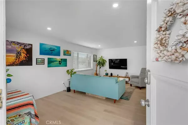 Huntington Beach, CA 92649,4668 Vista Bahia Drive #20