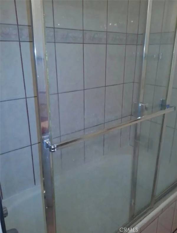 South Gate, CA 90280,2500 Illinois Avenue