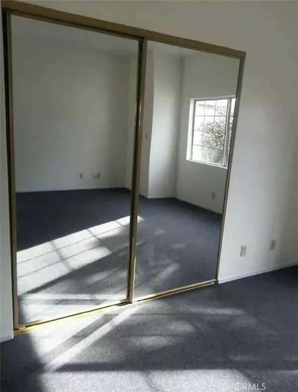 South Gate, CA 90280,2500 Illinois Avenue