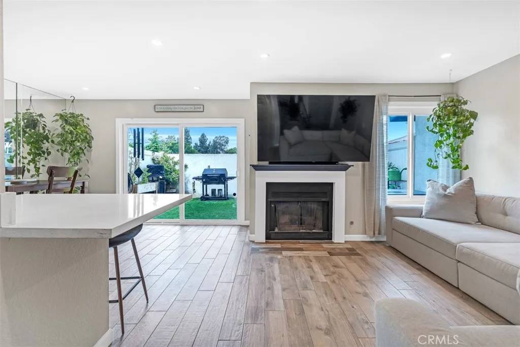 La Habra, CA 90631,349 S Monte Vista Street #20