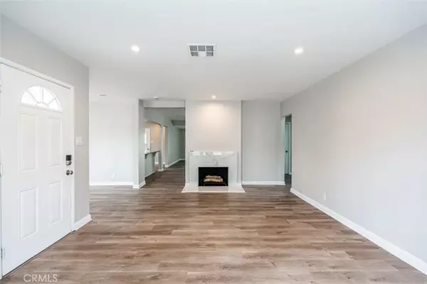 Santa Fe Springs, CA 90670,10113 Harvest Avenue