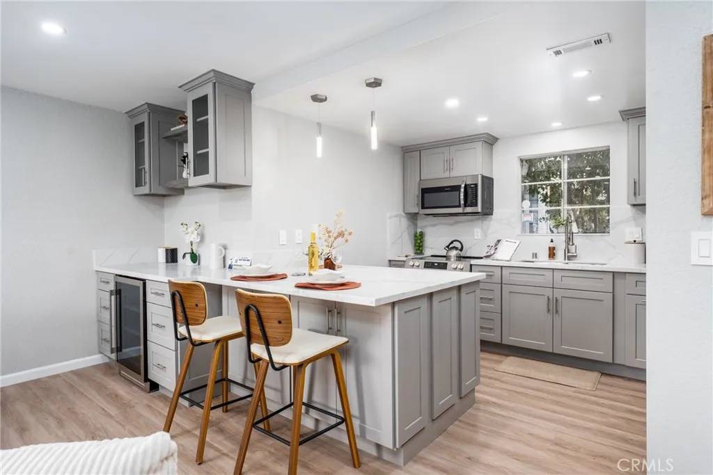 3401 E Wilton Street #204, Long Beach, CA 90804