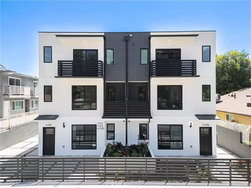 6704 Kester Avenue, Van Nuys, CA 91405