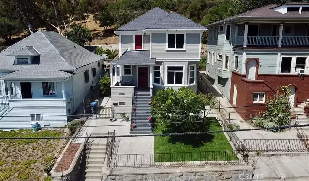 490 Solano Avenue, Los Angeles, CA 90012