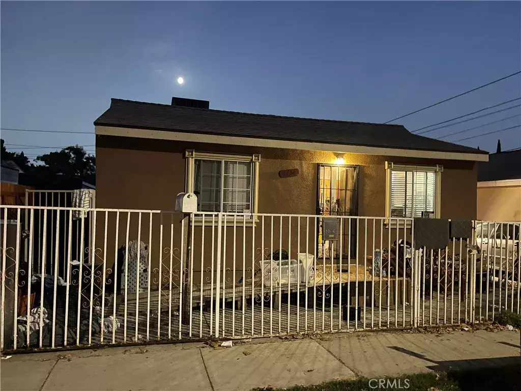 Maywood, CA 90270,5712 Fishburn Avenue
