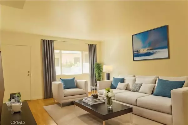 Inglewood, CA 90301,919 E La Palma Drive #4