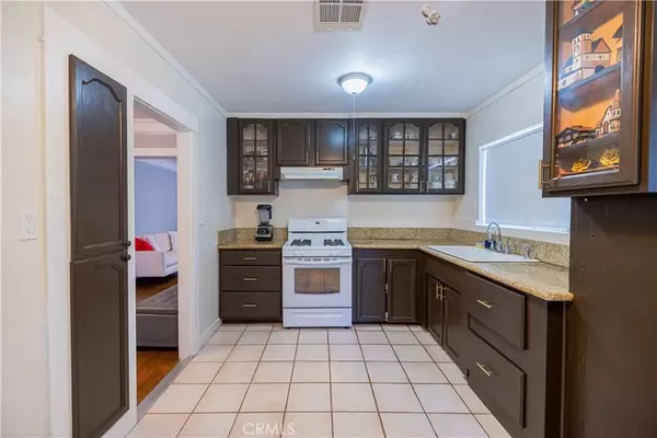 Glendale, CA 91203,648 Pioneer Drive