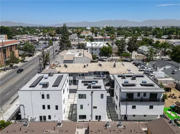Van Nuys, CA 91405,6702 Kester Avenue
