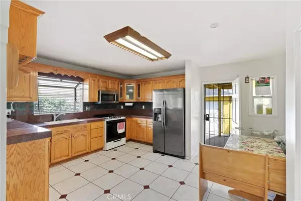 Commerce, CA 90040,4633 Leonis Street