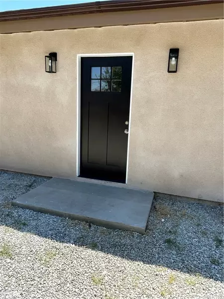 6914 Adamson Ave, Bell Gardens, CA 90201