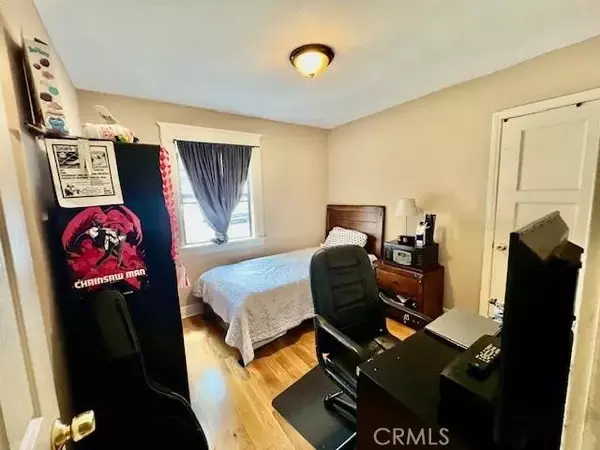 Long Beach, CA 90805,5922 Elm
