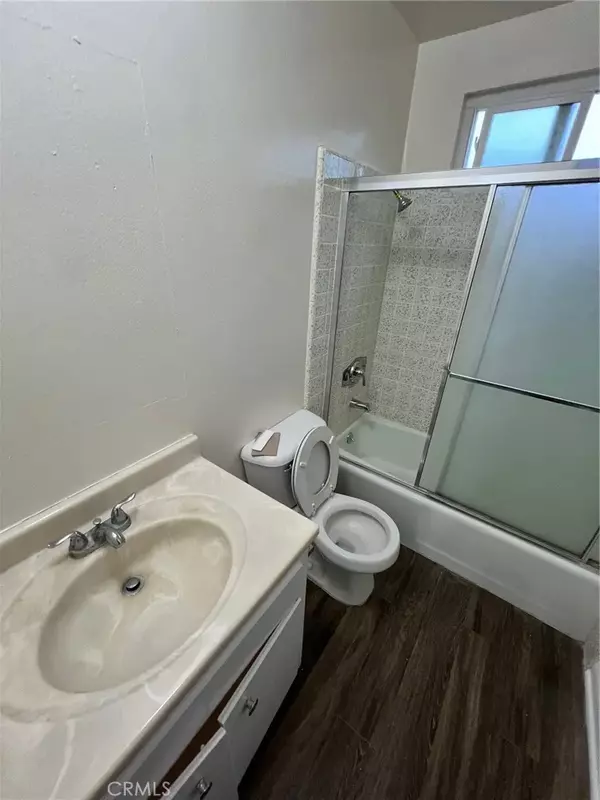 Whittier, CA 90602,7650 Bright #E