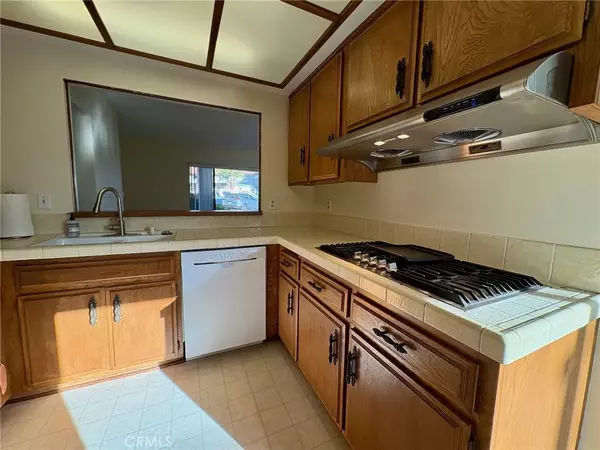 Montclair, CA 91763,9821 Sun Valley