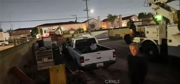 Bellflower, CA 90706,17046 Clark