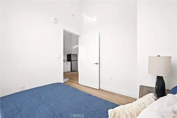 Los Angeles, CA 90011,4345 Woodlawn