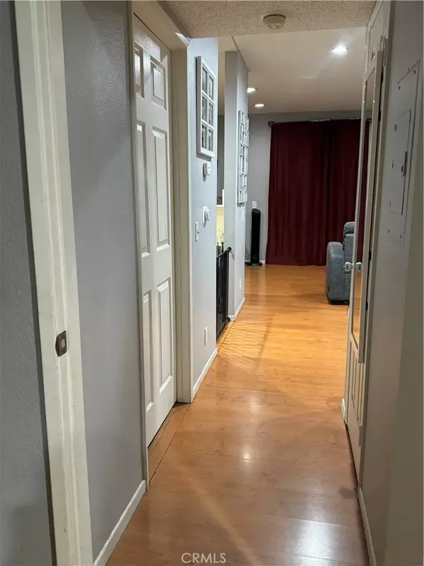 Pacoima, CA 91331,11150 Glenoaks