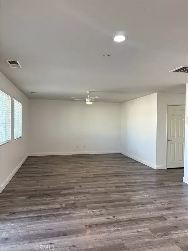 Perris, CA 92570,3447 White Sand Court