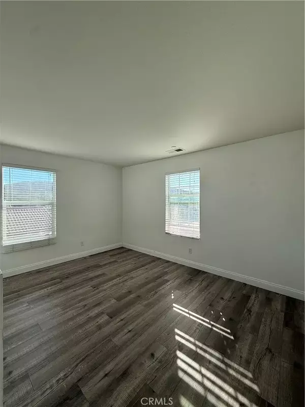 Perris, CA 92570,3447 White Sand Court