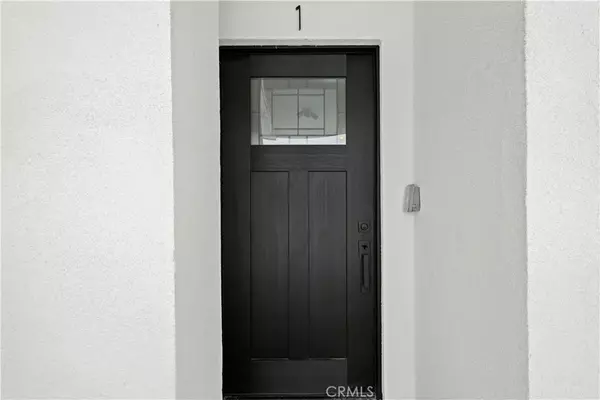 Toluca Lake, CA 91601,5218 Auckland Avenue