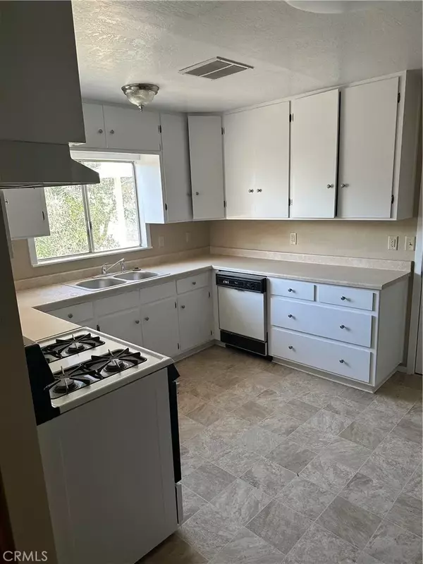 Avenal, CA 93204,125 E Mariposa Street