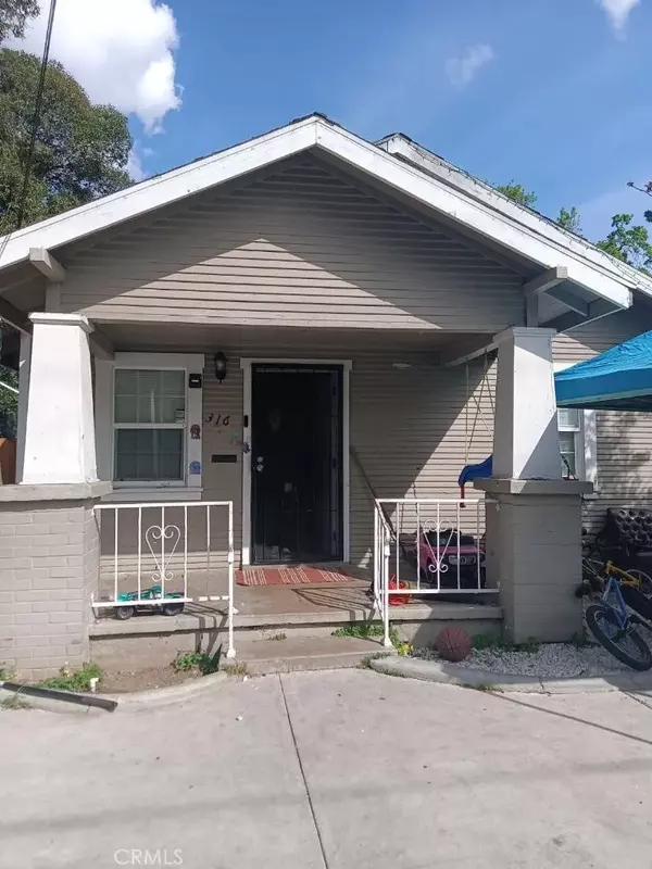 316 James Street, Modesto, CA 95354