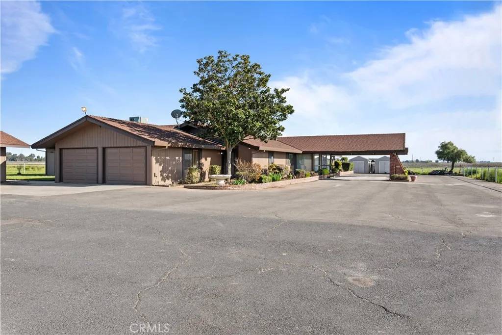 Merced, CA 95340,6922 G Street