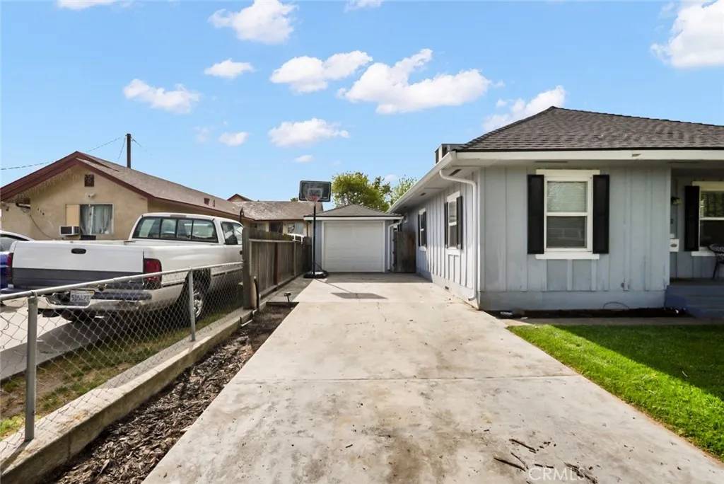 Turlock, CA 95380,409 S Orange Street
