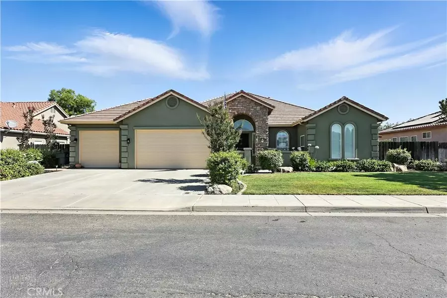 17024 Granite Falls Way, Chowchilla, CA 93610