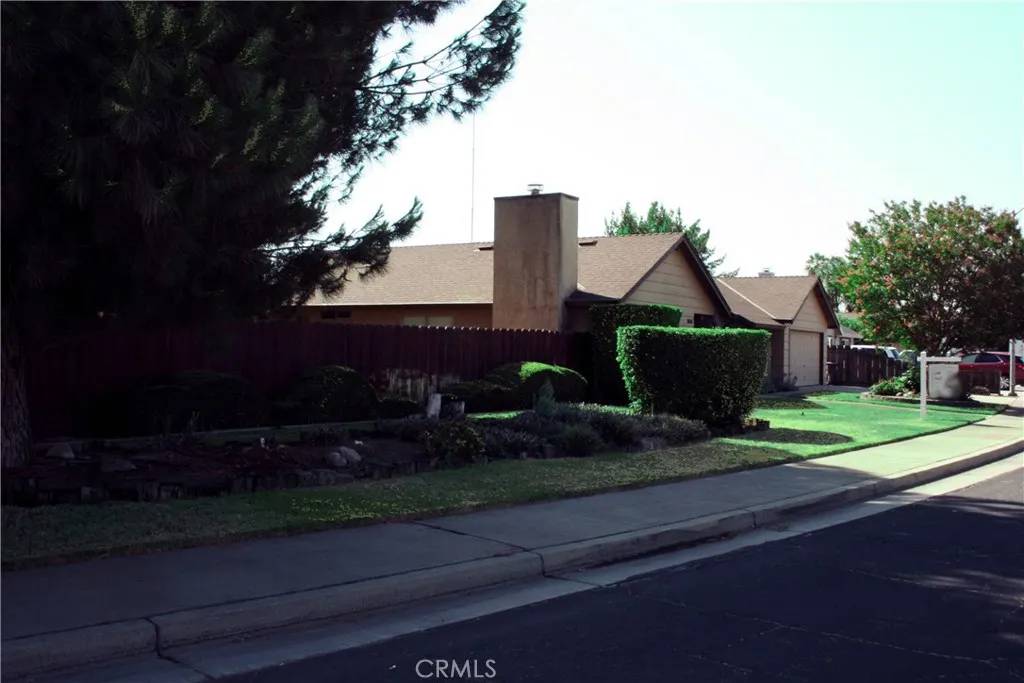 Hilmar, CA 95324,8168 Acacia Street
