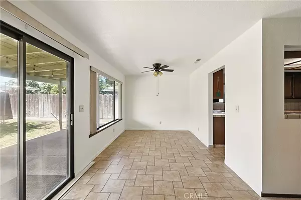 Atwater, CA 95301,166 E Holly Avenue