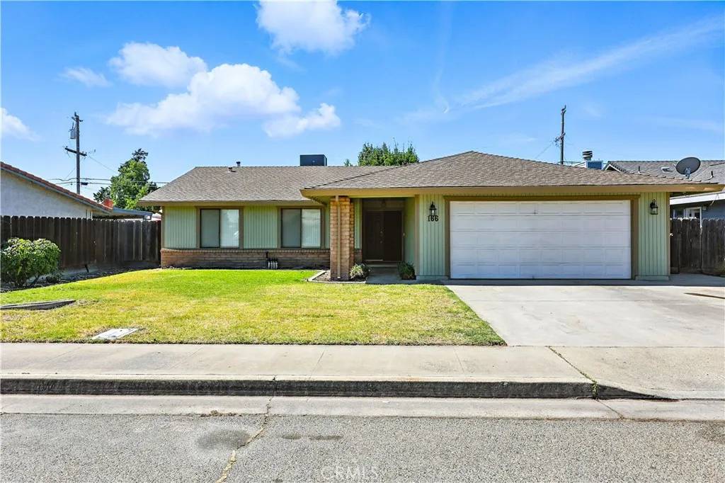 166 E Holly Avenue, Atwater, CA 95301