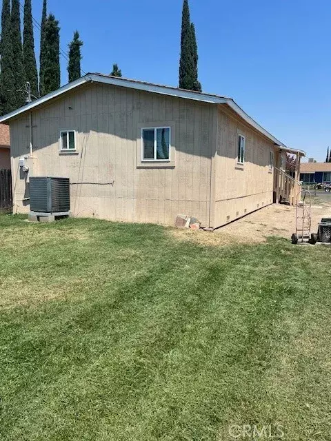 Planada, CA 95365,9513 Stanford Avenue