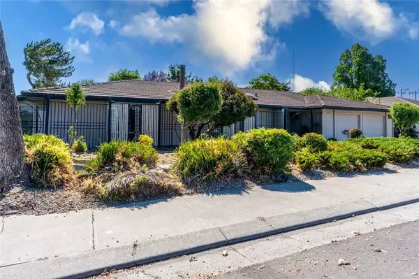 Los Banos, CA 93635,1838 Hillview Drive