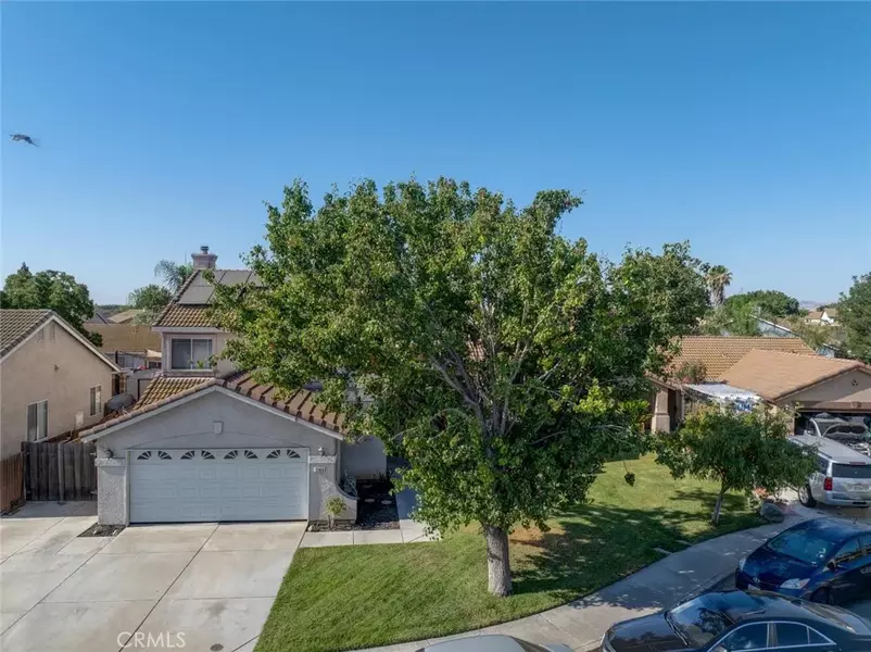 1166 Labrador Court, Newman, CA 95360