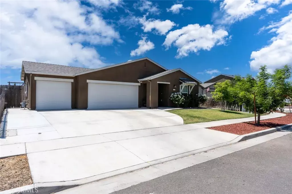 Los Banos, CA 93635,1807 Patricia Court