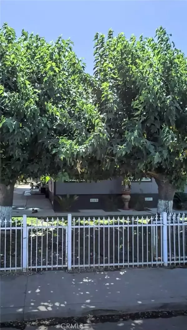 7161 Bobbie Ave, Winton, CA 95301