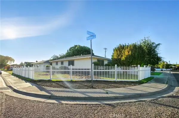 1709 Brenda Way, Turlock, CA 95382