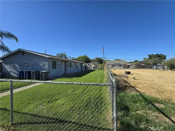 264 E 10th Street, Merced, CA 95341