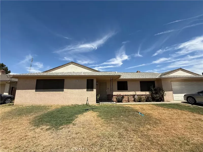 521 Adams Drive, Chowchilla, CA 93610