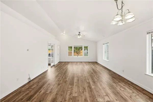 Atwater, CA 95301,824 Valle Grande