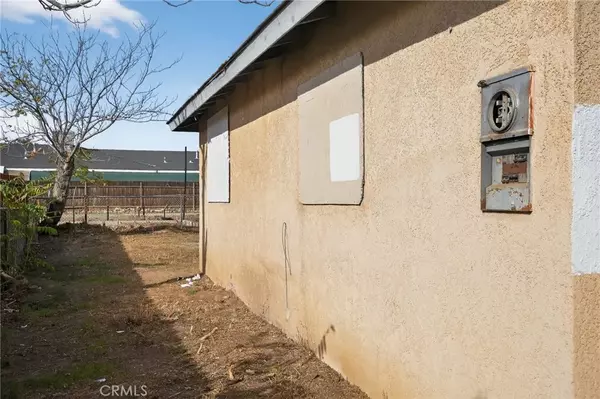 Bakersfield, CA 93305,420 Robinson