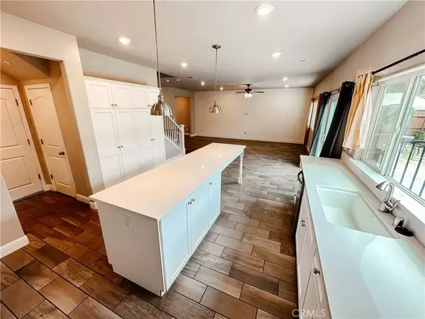 Clovis, CA 93619,4142 Rialto Avenue