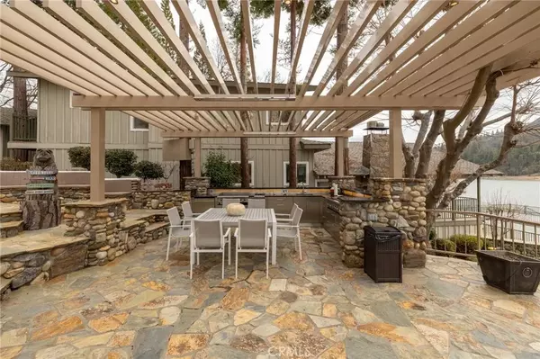 Bass Lake, CA 93604,39118 Lake Drive