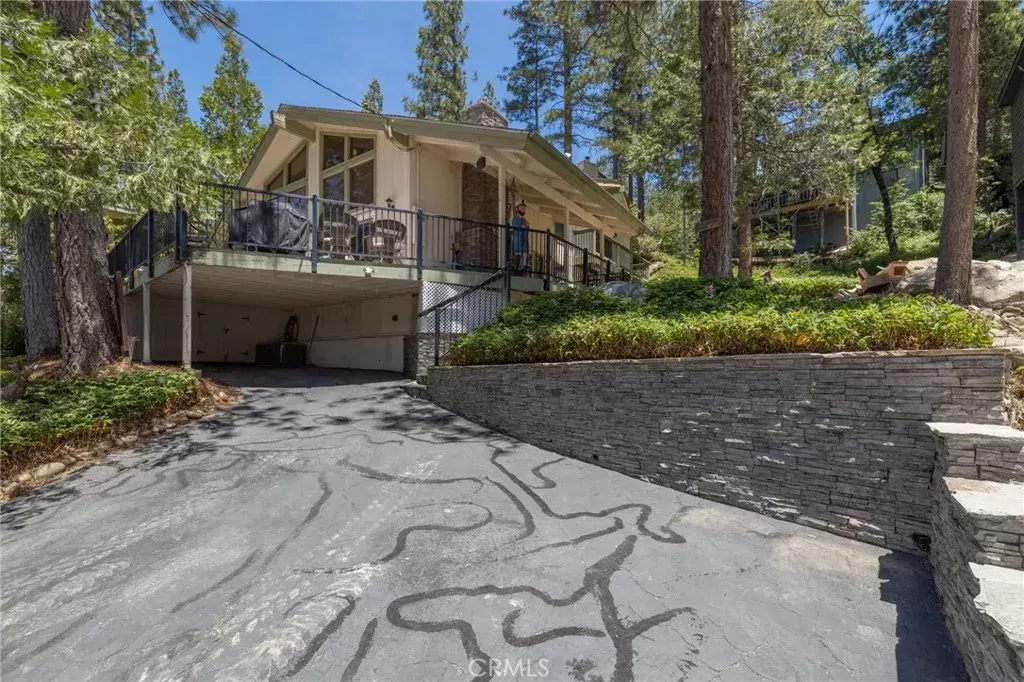 Bass Lake, CA 93604,37731 Shoreline Drive