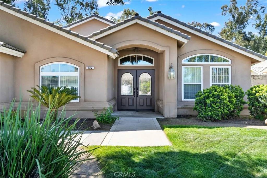 Madera, CA 93637,122 East