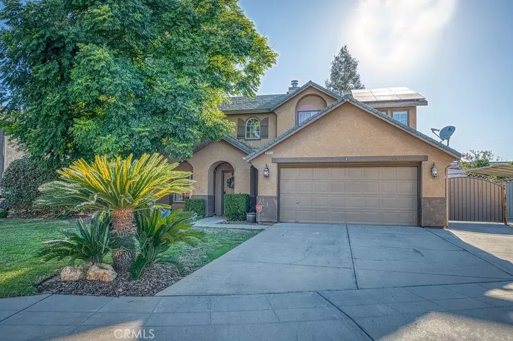 Clovis, CA 93611,3372 Greenfield Avenue