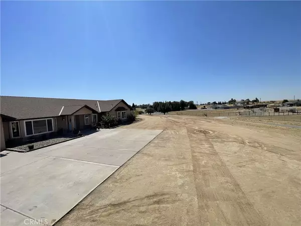 Madera, CA 93636,17756 La Canada Road