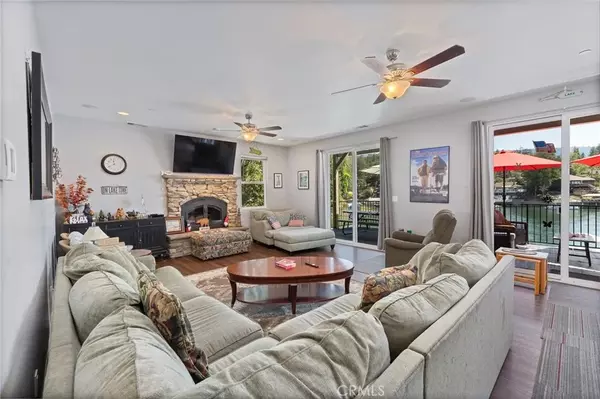 Bass Lake, CA 93604,39317 Point