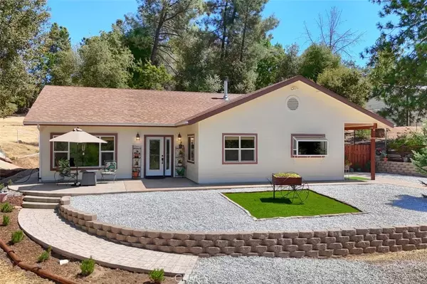 Mariposa, CA 95338,5722 Darrah Road